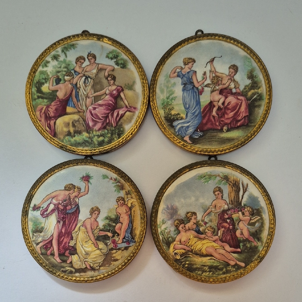 Vintage B&S Creations Round Cameos Wall Hanging Classical Shabby Cottage French